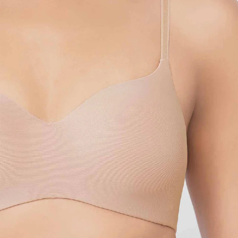 Basic Mold  Padded Non-wired  3/4th Cup Everyday Wear Seamless T-Shirt Bra - Cafe Cream