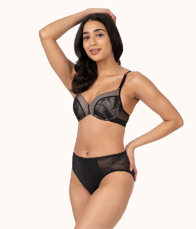 The Smooth Lace No-Wire Push-Up Bra: Jet Black/Soft Pink The Smooth Lace No-Wire Push-Up Bra: Jet Black/Soft Pink